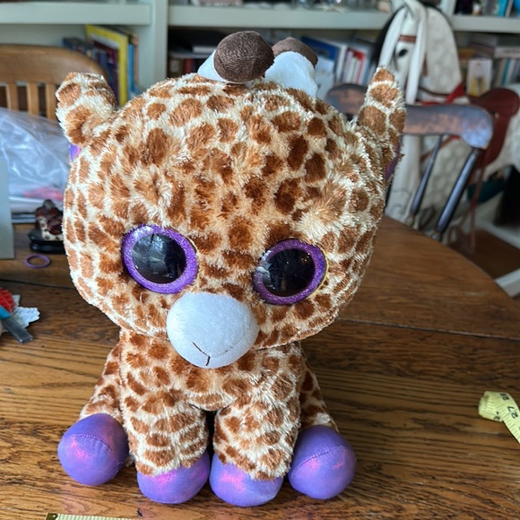 Ty Safari Giraffe Large Plush Stuffed Animal. Never left our nonsmoking home. - Picture 2 of 6